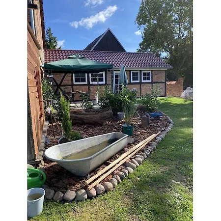 With 2 Bedrooms Holiday home