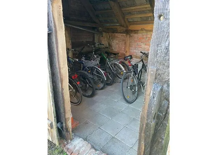 With 2 Bedrooms Ferienhaus *